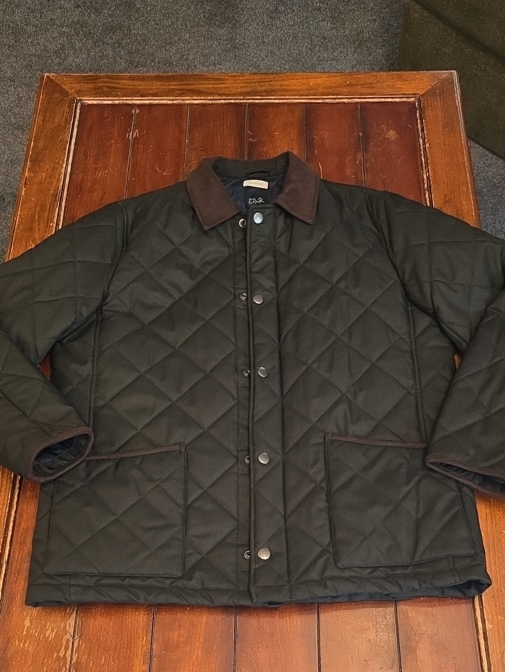 Jos. A. Bank Quilted Puffer Jacket in Green with Soft Brown Collar